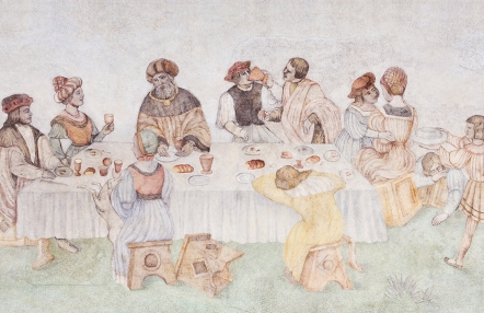 Obraz promuje wydarzenie Dni kultury staropolskiej przedstawia malowaną wieczerze w stylu staropolskim, zobaczyć można zmęczonych ucztą biesiadników, parę kochanków przy stole oraz pozostałą szlachtę.